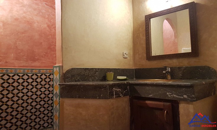Agréable Riad traditionnellement rénové 22