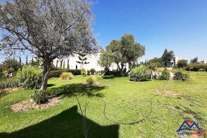 Jolie villa avec piscine 4