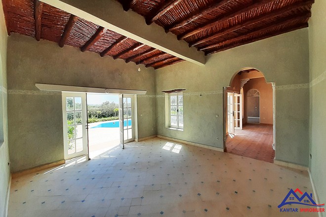 Jolie villa avec piscine 21