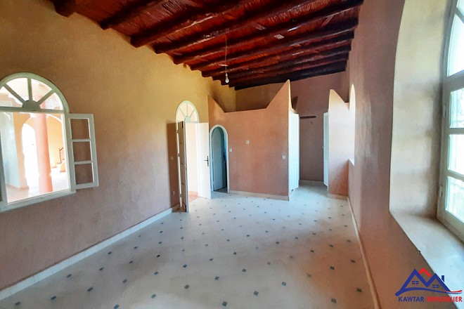 Jolie villa avec piscine 23