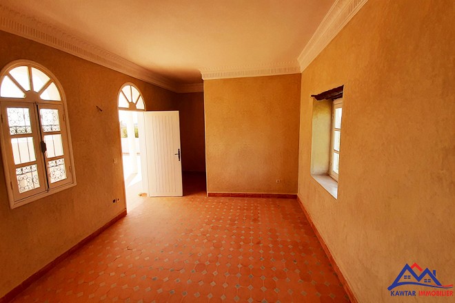 Jolie villa avec piscine 28