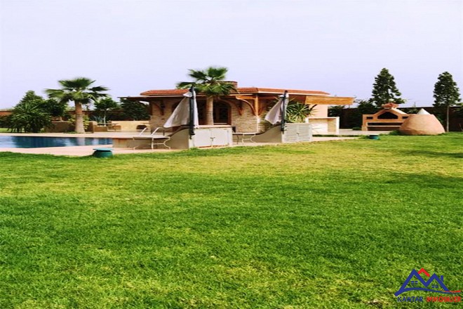 Villa contemporaine à vendre- Route de Fès-Marrakech- Réf. VR263 1