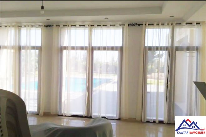 Charmante villa avec piscine 11