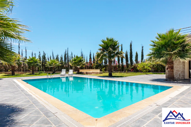 Charmante villa avec piscine 2