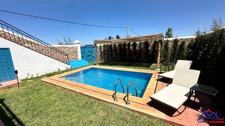 Villa avec Piscine et Terrasse Vue Dégagée à louer 2