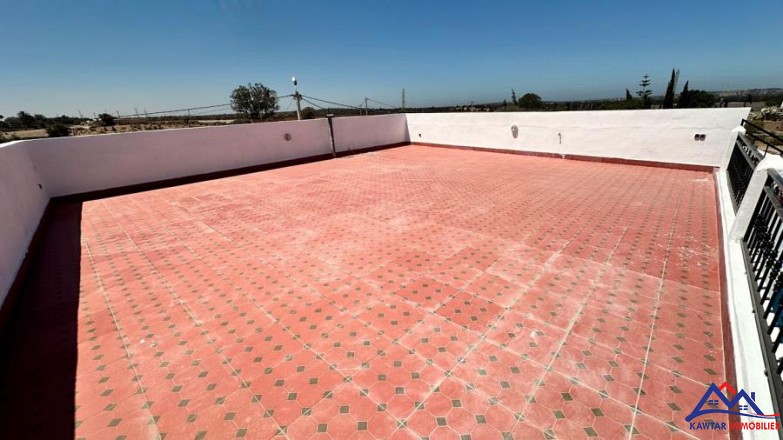 Villa avec Piscine et Terrasse Vue Dégagée à louer 27