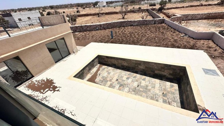 **À Vendre : Maison Spacieuse à Douar Boutazart** 24