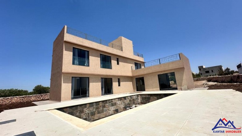 **À Vendre : Maison Spacieuse à Douar Boutazart** 28