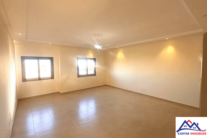 Annonce de location longue durée : Studios modernes de 60 m² au RDC 5