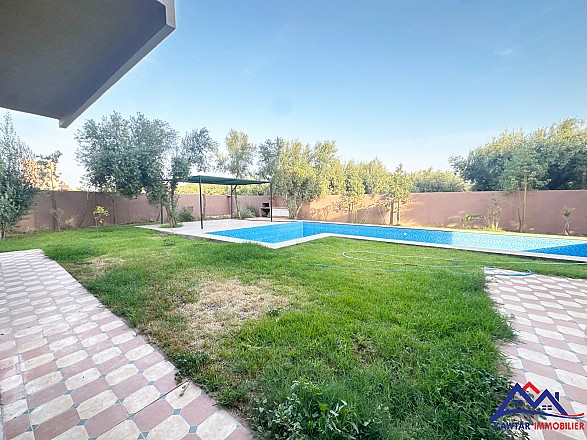 Villa à Louer – Route d’Ourika 2