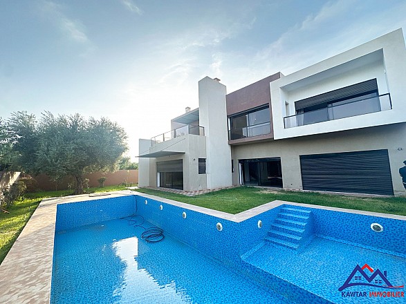 Villa à Louer – Route d’Ourika 1