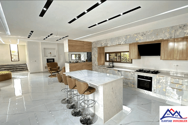 Magnifique Propriété avec Piscine et Jardin, à seulement 200m de la Plage 2