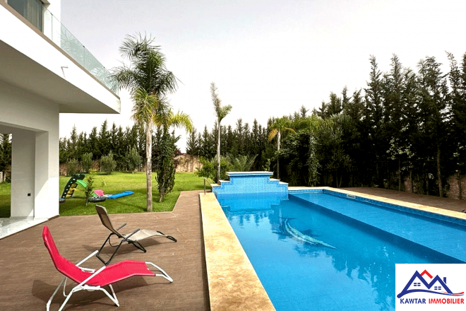 Magnifique Propriété avec Piscine et Jardin, à seulement 200m de la Plage 8