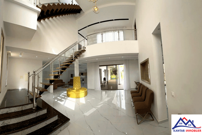 Magnifique Propriété avec Piscine et Jardin, à seulement 200m de la Plage 9