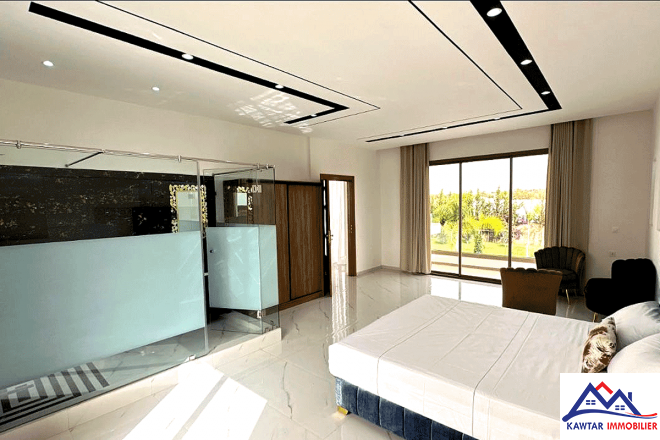 Magnifique Propriété avec Piscine et Jardin, à seulement 200m de la Plage 19