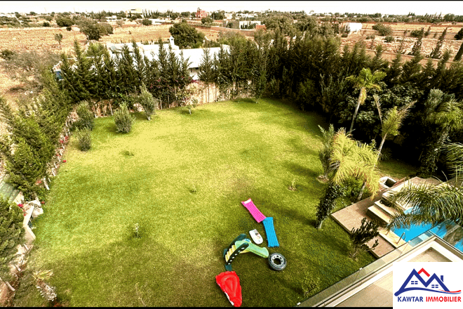 Magnifique Propriété avec Piscine et Jardin, à seulement 200m de la Plage 22