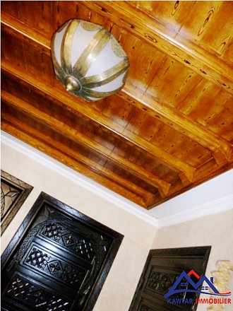 À vendre – Bel appartement meublé à 5 minutes de la plage 10