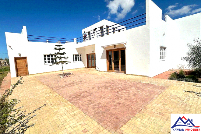 À vendre — Superbe villa à Ghazoua, à seulement 8 km d’Essaouira, sur la route d’Agadir. 4