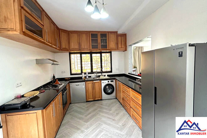  À Vendre – Superbe villa avec piscine à Douar Laareb  9