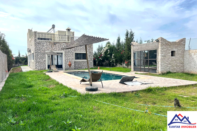  À Vendre – Superbe villa avec piscine à Douar Laareb  14
