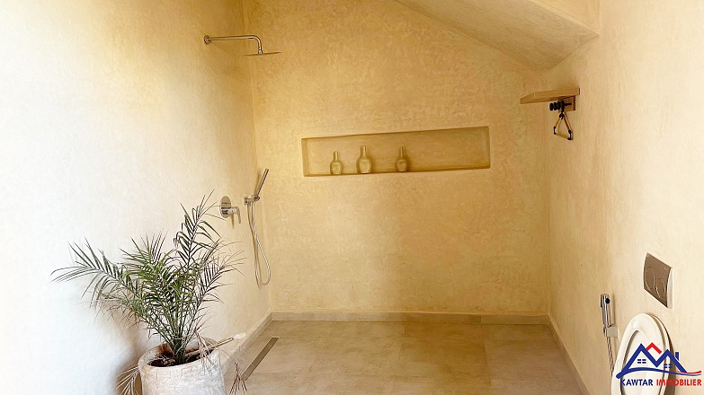 Villa neuve à vendre – Route de Fès 21