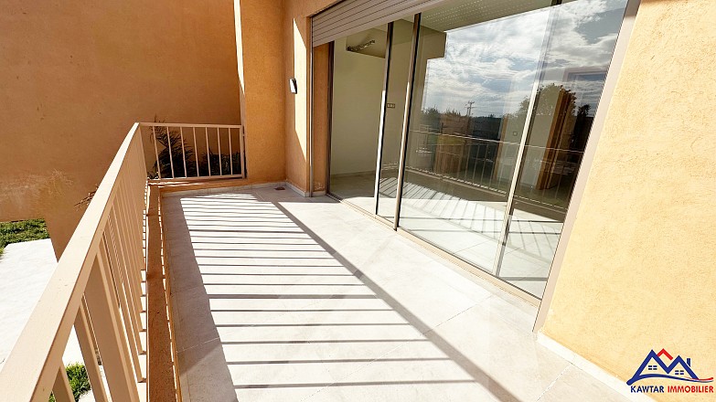 Villa neuve à vendre – Route de Fès 5