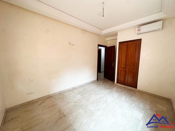 À VENDRE – Appartement spacieux au cœur du quartier Victor Hugo  6
