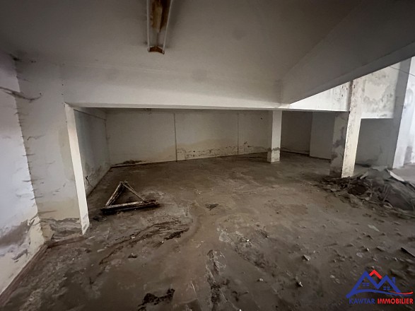 À LOUER – LOCAL COMMERCIAL DE 225 M² – GUÉLIZ, AVENUE ABDELKRIM KHATTABI 2