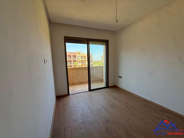 À VENDRE – BEL APPARTEMENT À PRESTIGIA 4