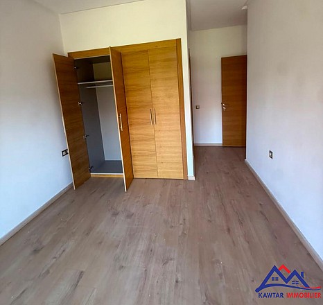 À VENDRE – BEL APPARTEMENT À PRESTIGIA 5