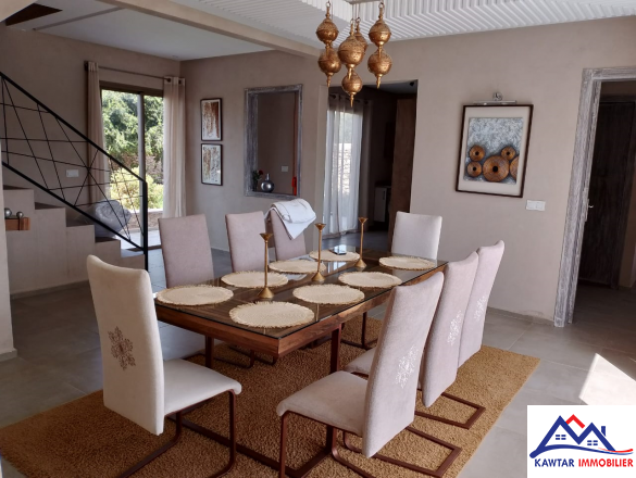 Superbe villa avec piscine sur un terrain de 1 000 m² – Titre foncier 5