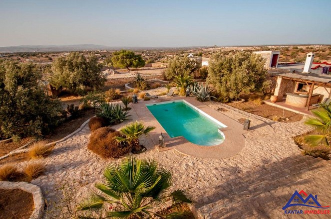 belle Villa en location longue durée  28