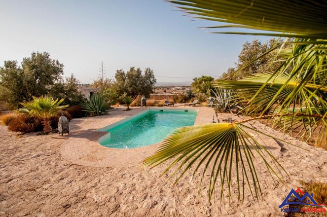 belle Villa en location longue durée  35