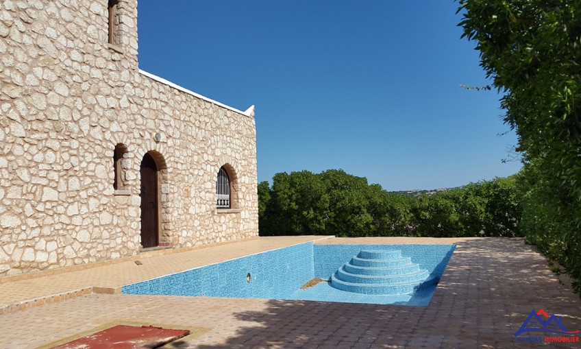 Villa 2750 m² à indéfini — 5