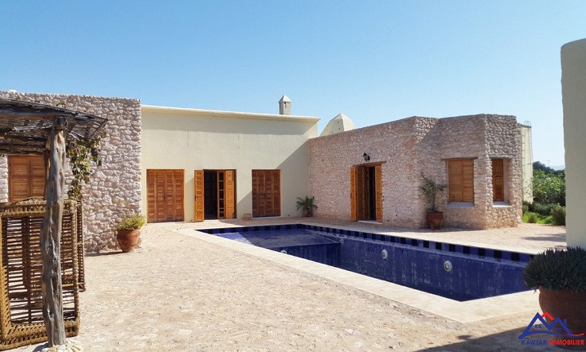 Villa 15000 m² à indéfini — 3