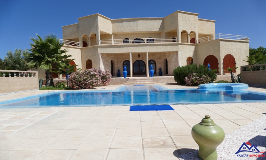 Villa 11300 m² à indéfini — 7