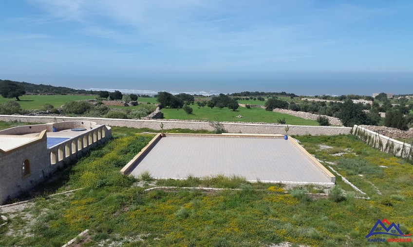 Villa 10000 m² f indéfini — 5