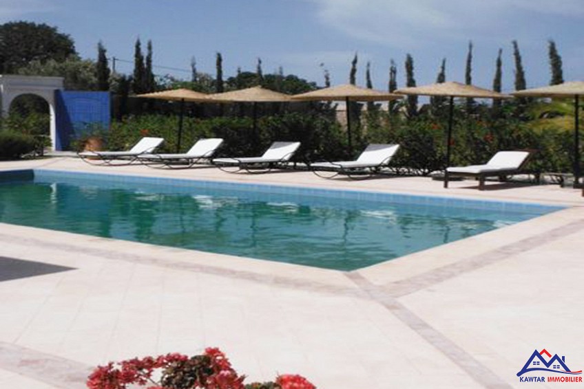 Villa 4000 m² à indéfini — 2