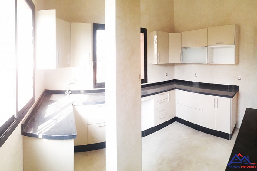 Villa 2600 m² à Targa — 2