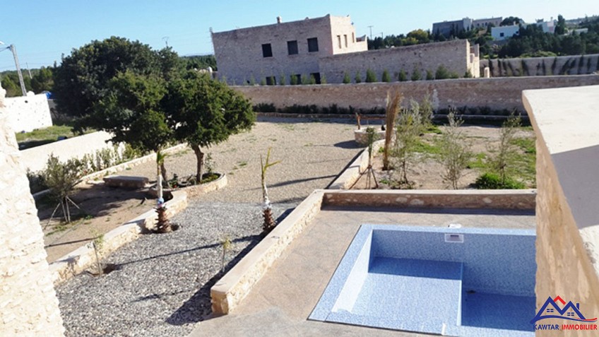 Villa 2000 m² à indéfini — 2