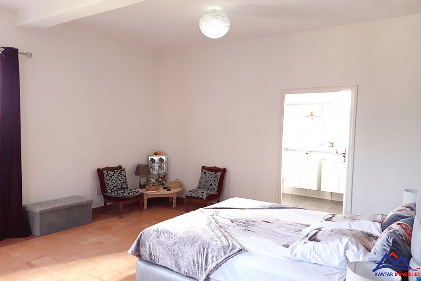 Villa 2000 m² à indéfini — 9