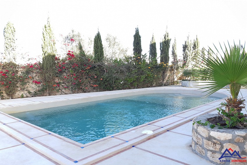 Villa 1750 m² à indéfini — 4