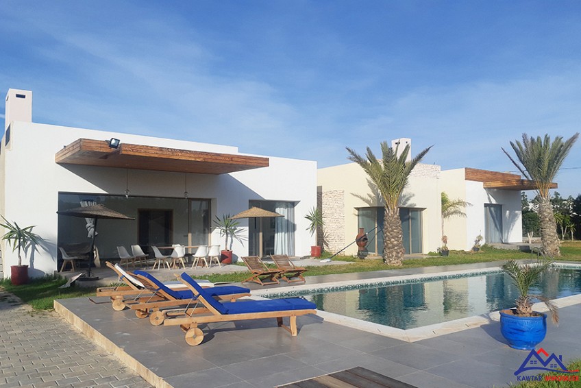 Villa contemporaine avec piscine à débordement — 2