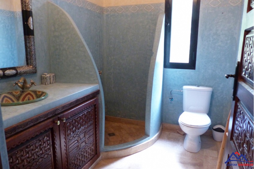 Villa 687 m² à indéfini — 9