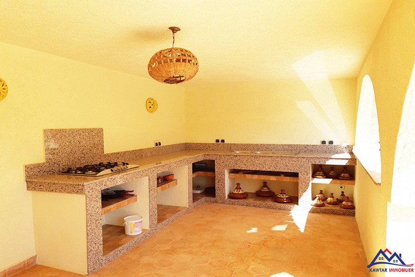 Villa 4900 m² à indéfini — 8