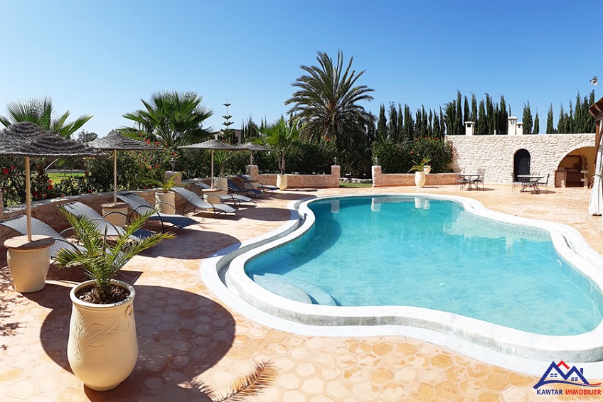 Villa 4900 m² à indéfini — 5