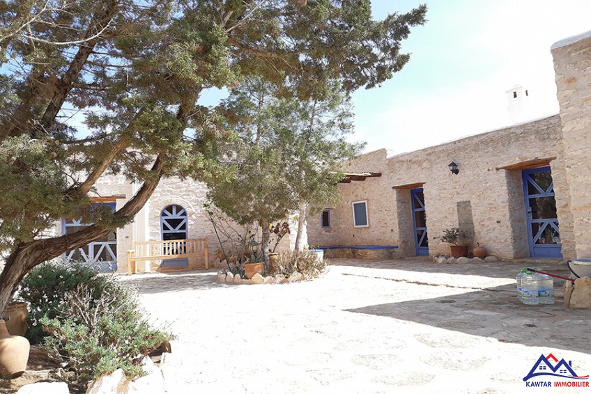 Villa 8800 m² à indéfini — 5