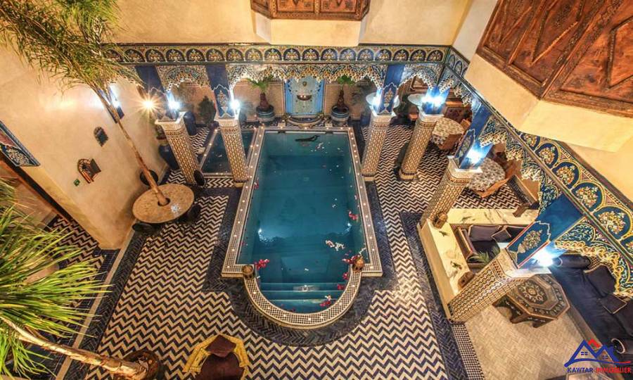 Riad conservant le style marocain traditionnel 