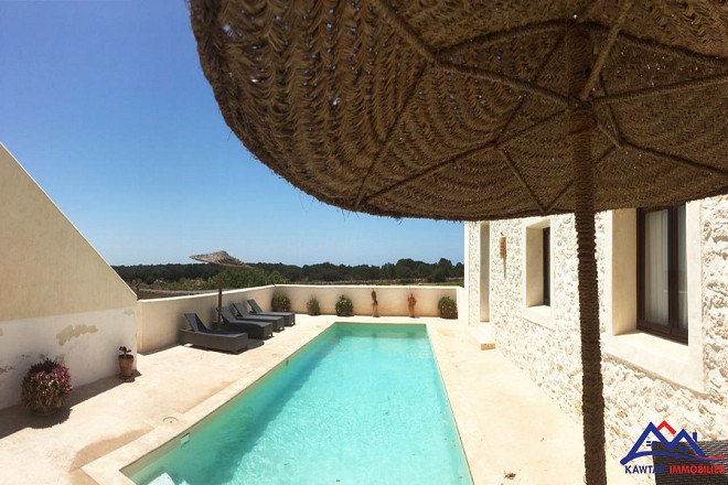 Agréable villa avec piscine 3