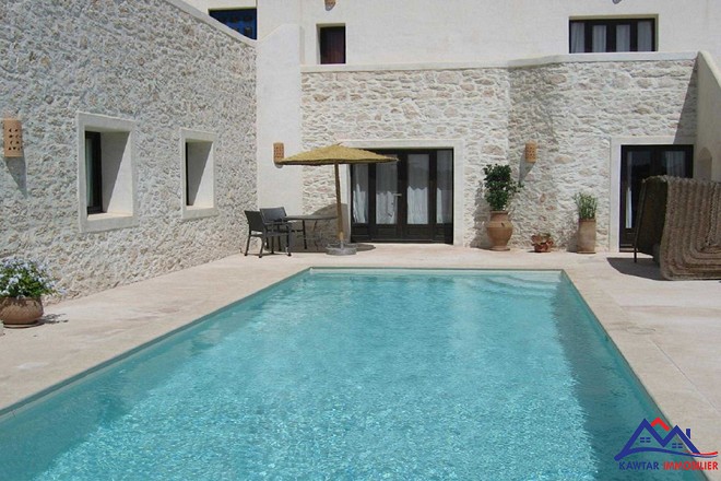 Agréable villa avec piscine 2